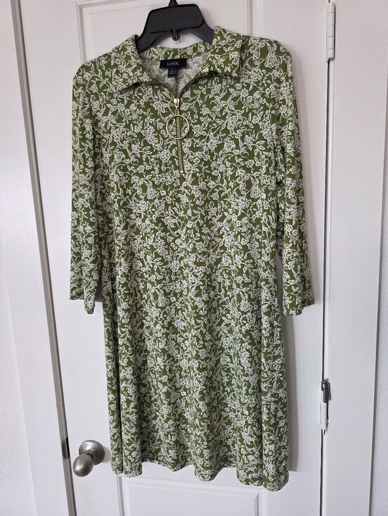 MSK Dresses & Skirts - MSK Green White Floral Zip Front Collared Swing Dress Large Career Casual